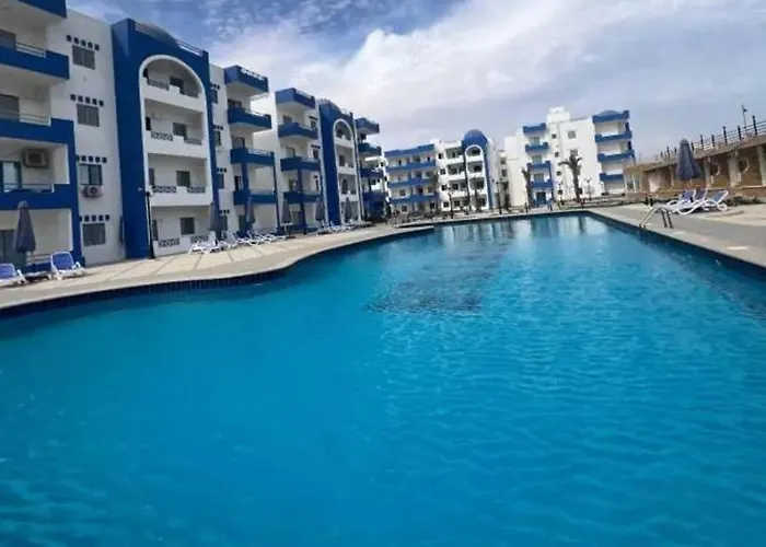 Aparthotel Number 3 Building B2 *